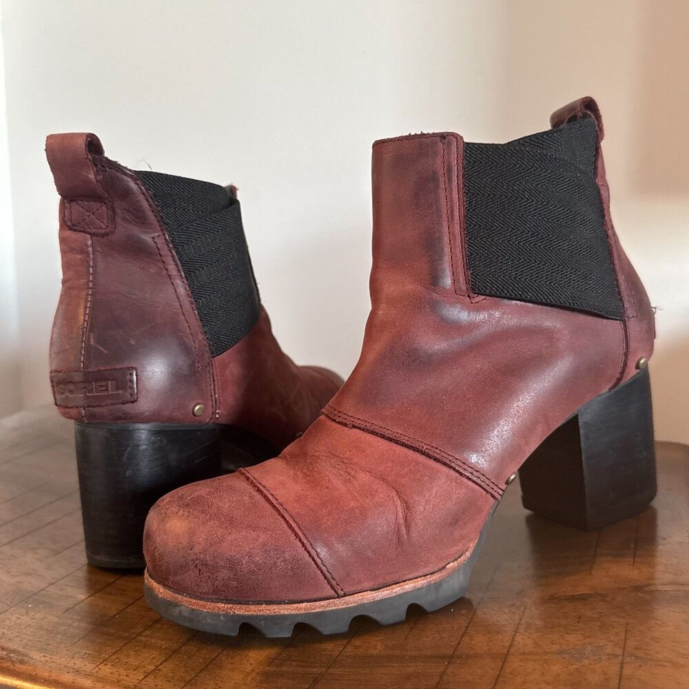 Sorel Burgundy Leather Combat Ankle Boots Women's 8 Casual Rugged